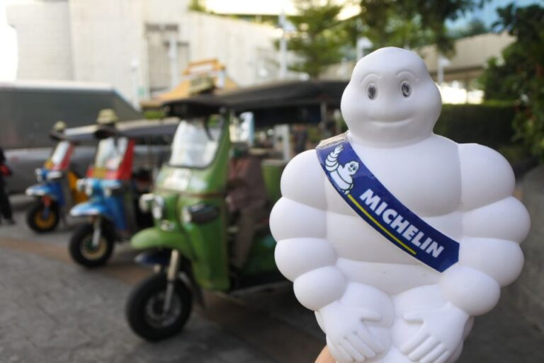 Bangkok: Michelinguide Street Food Tour av Tuk Tuk