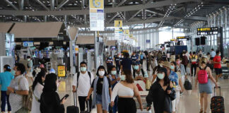 Från 1 okt. behöver man inte visa upp Covidintyg vid inresa