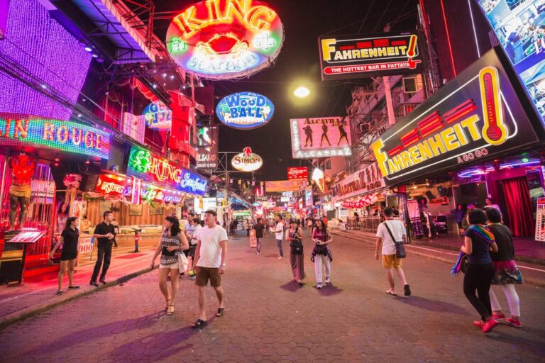 Förslag som ger fler barer med längre öppetider i Pattaya