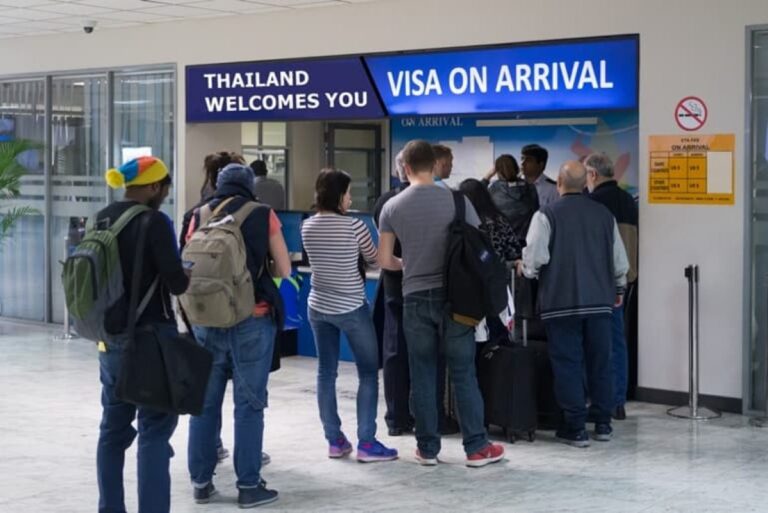 Förslag att få stanna i Thailand hela 2023 utan visum
