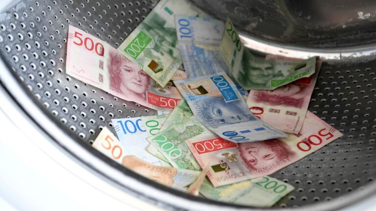 Problem att växla in kontanter i Thailand