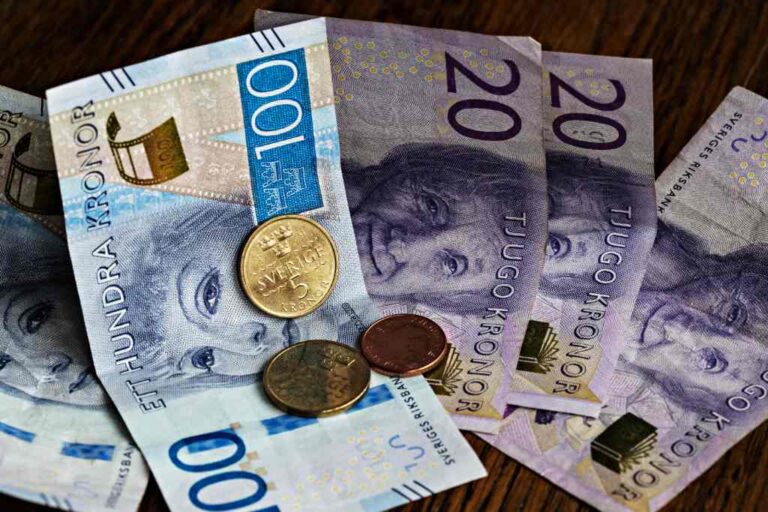 Varför nekar man att växla in SEK? Närmare titt på orsaken & alternativen.