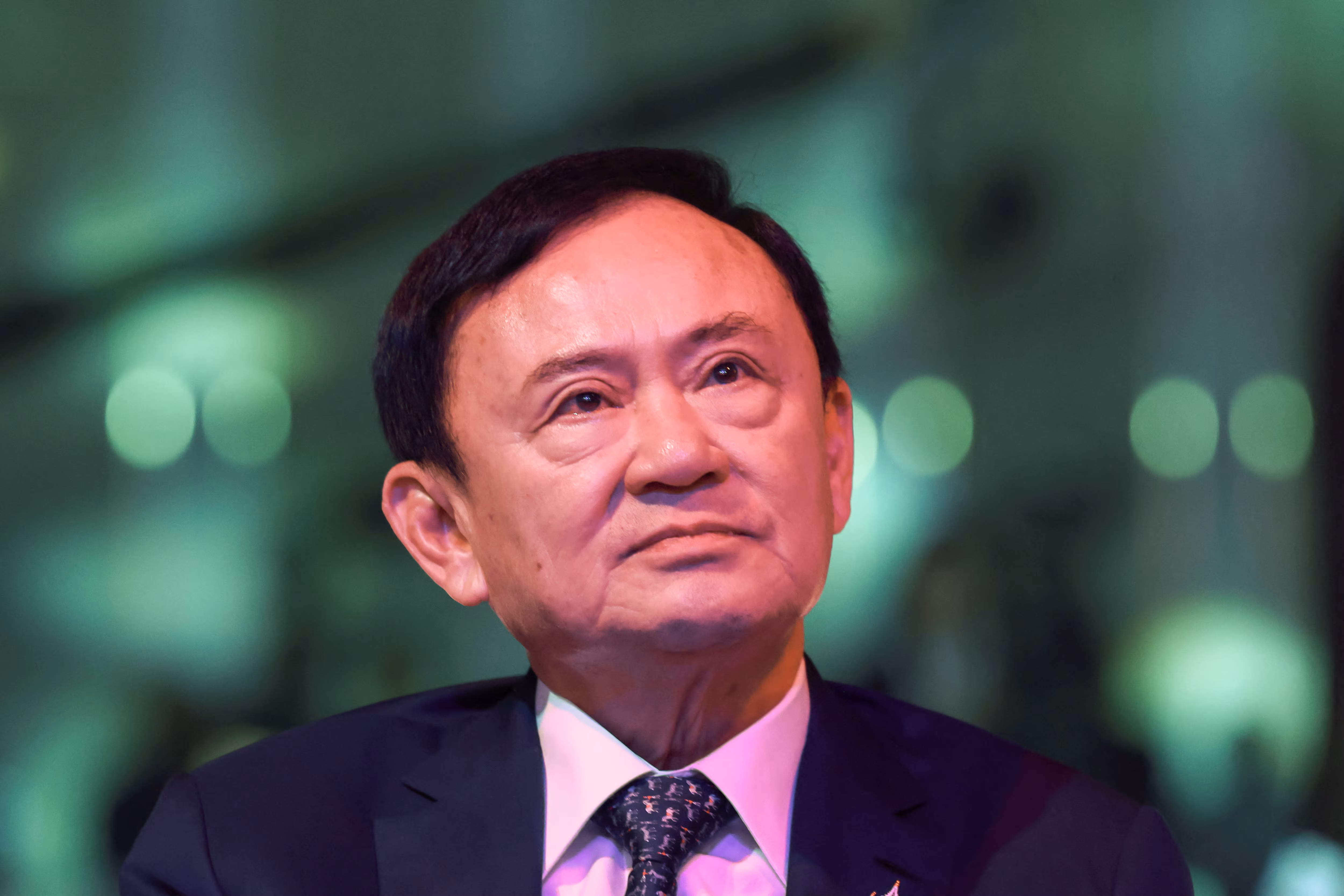 Motgångarna hopar sig för Thaksin Shinawatra – benådning i fara och nytt skattekrav skakar hierarkin