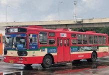Bangkoks 8-bahtbussar är snart historia